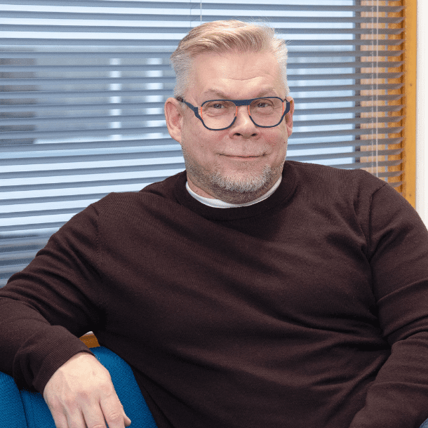 Kuvassa Neuronovum Oy:n hymyilevä toimitusjohtaja Jyrki Lehtimäki