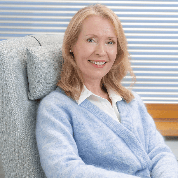 Valokuva Johanna Kangasniemestä (psykologi, psykoterapeutti) | Neuronovum Oy