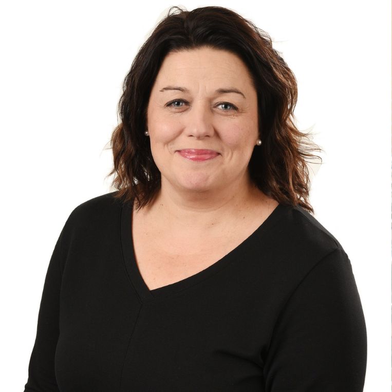 Henkilökuva psykoterapeutti Maippi Huuskosesta